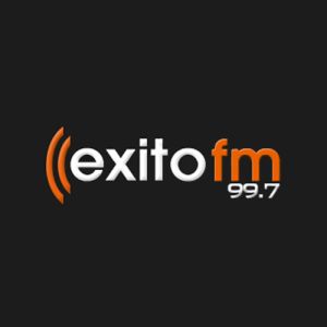 Logo de la station de radio Éxito 99.7 FM